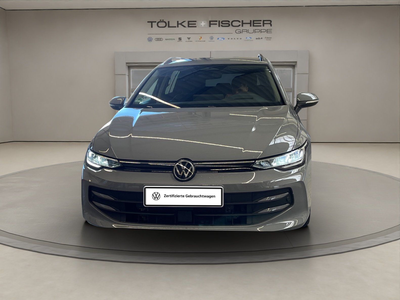 Volkswagen Golf VIII Variant 1.5 eTSI W Life ACC AHK AUT foto 3