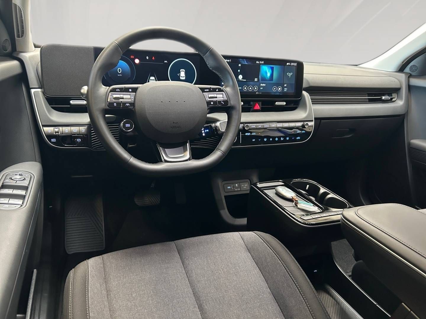 Fahrzeugabbildung Hyundai IONIQ 5 84 kWh (229 PS) 2WD DYNAMIQ, el. Heckkla