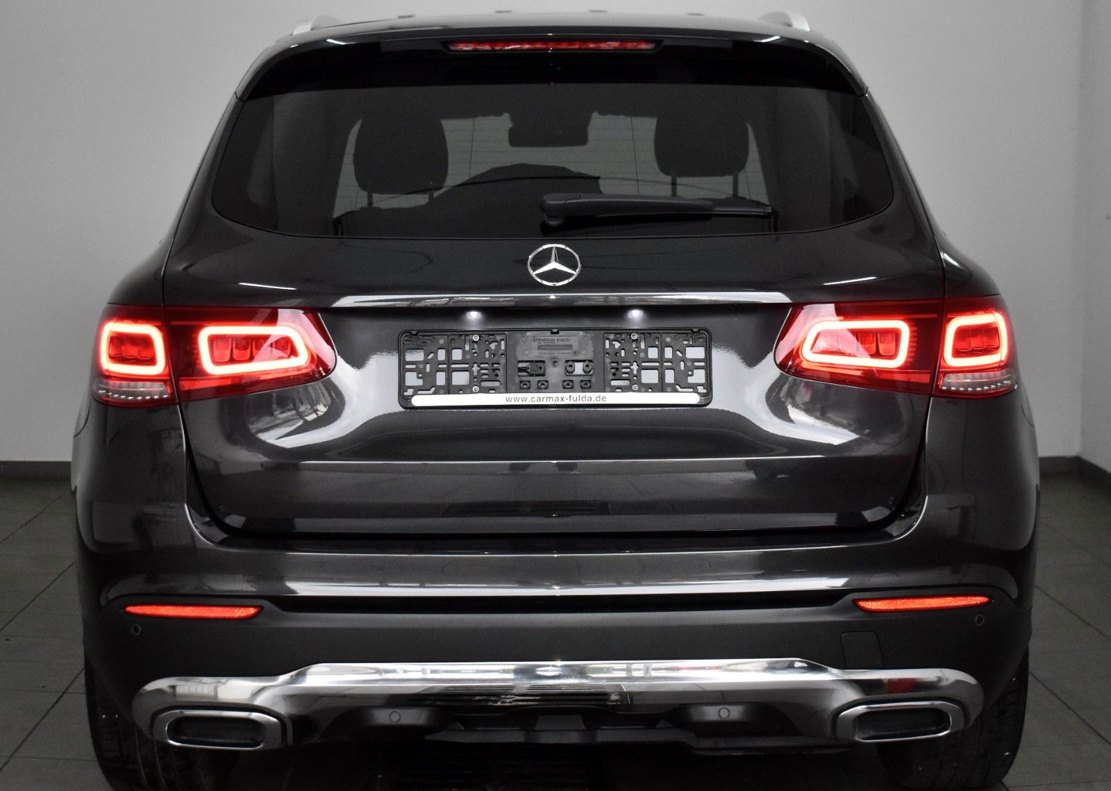 Fahrzeugabbildung Mercedes-Benz GLC 220d 4M Navi,LED,Kamera,Park-Paket,SR+WR