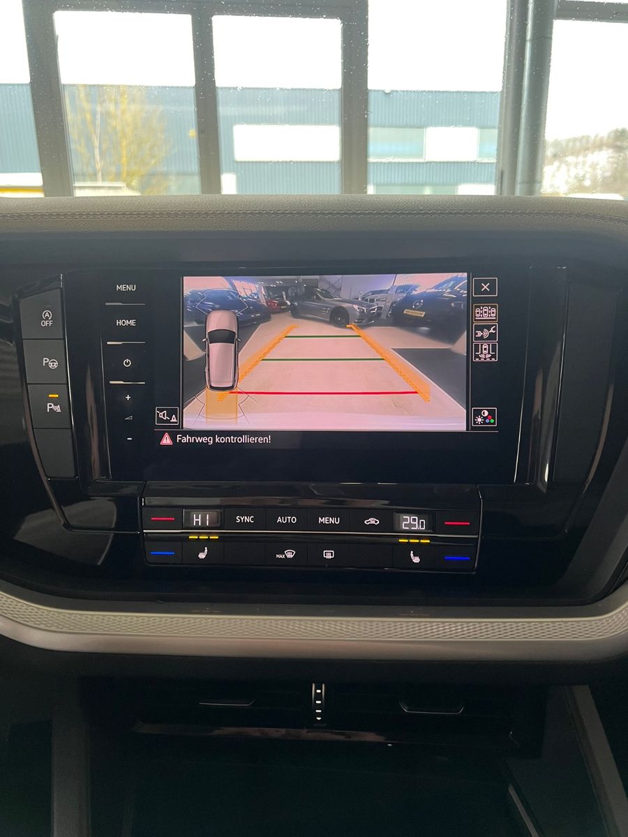 Fahrzeugabbildung Volkswagen Touareg 3.0 TDI 4Motion *LEDER*ACC*AHK*