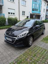 Peugeot 208 1.2 PureTech, Scheckheftgepflegt, Unfallfrei - Peugeot 208 in Hagen