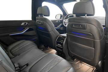 BMW X7 M50 - 11