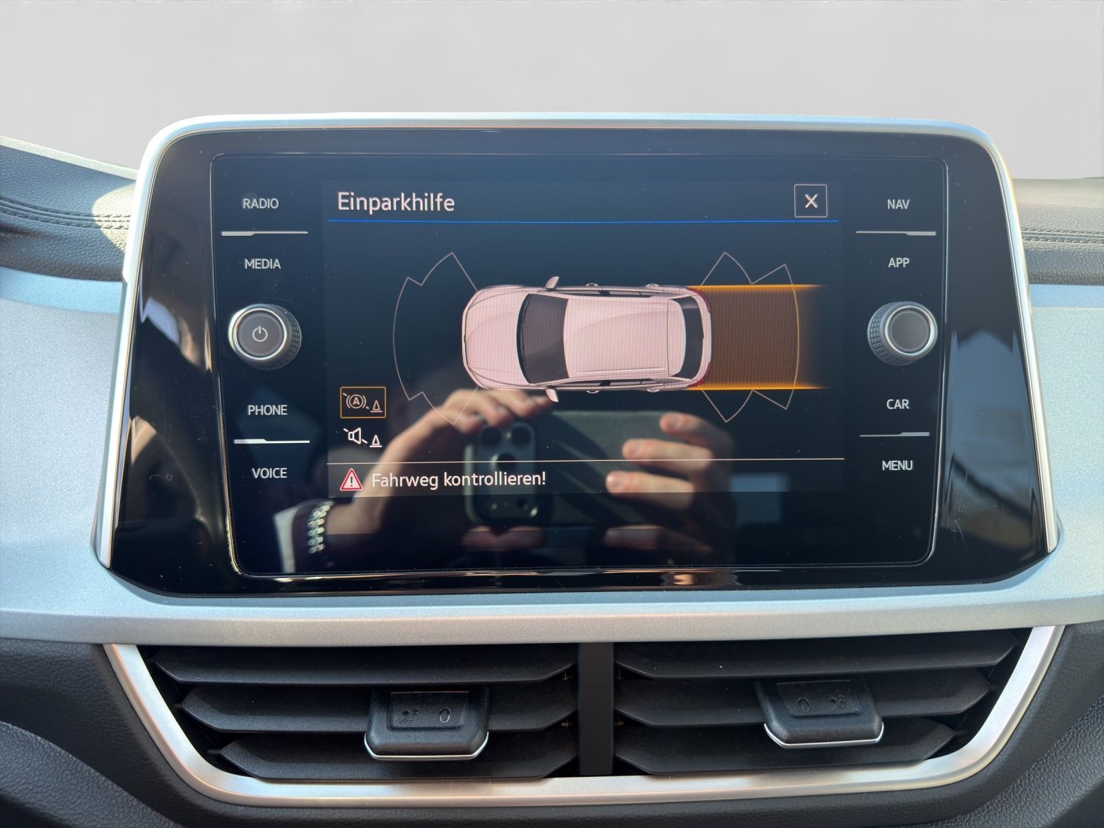 Volkswagen T-Roc - Bild 12