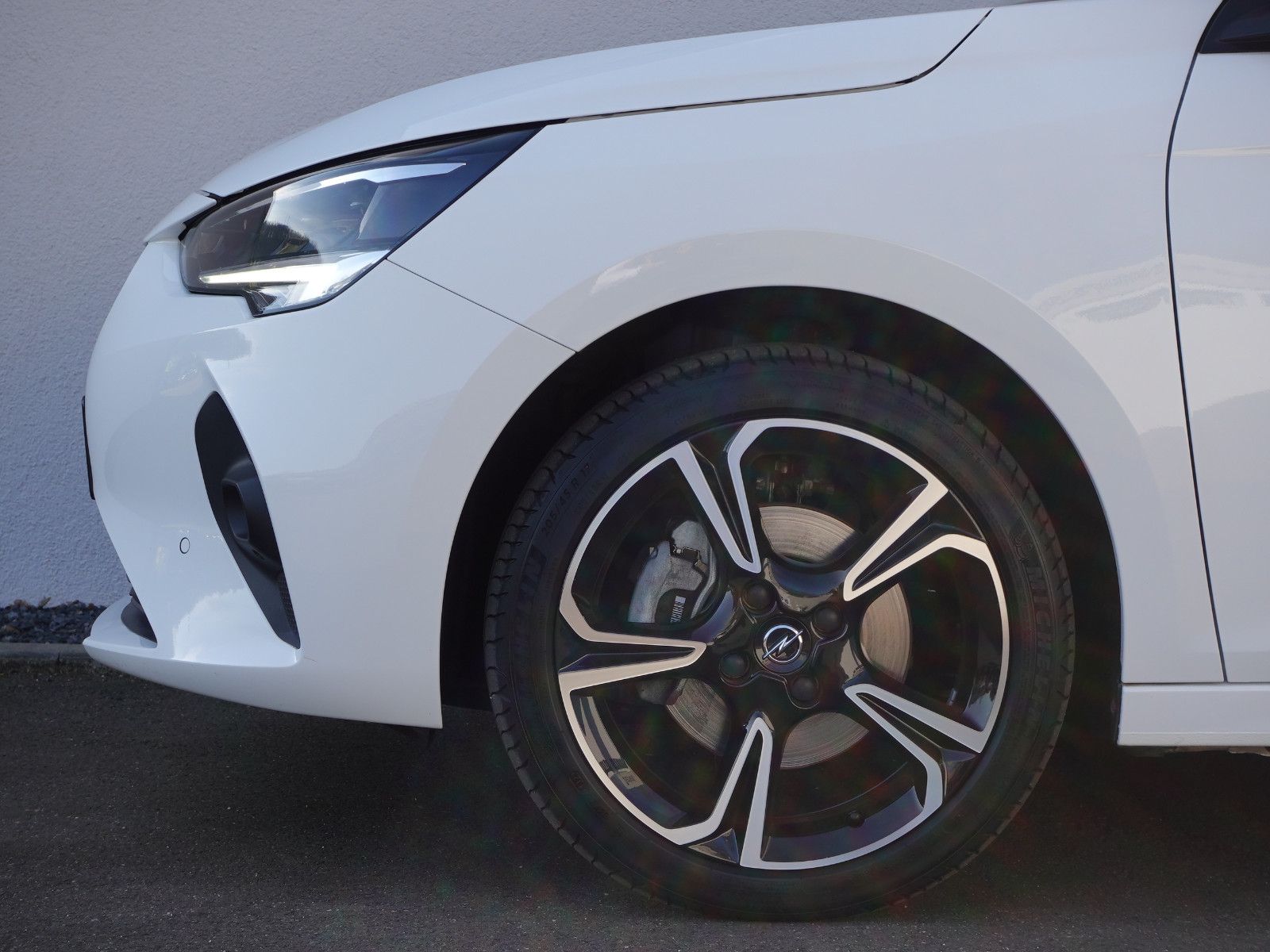 Fahrzeugabbildung Opel Corsa 1.2Turbo Elegance Automatik SHZ,PDC,Kamera