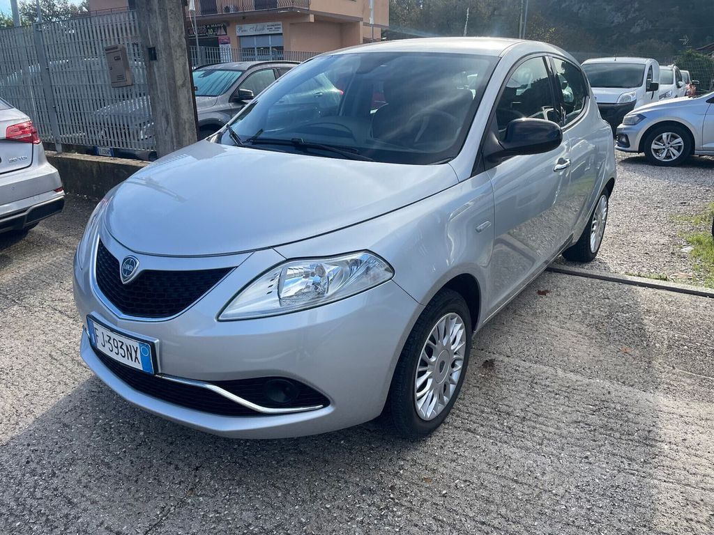 Image of Lancia Ypsilon