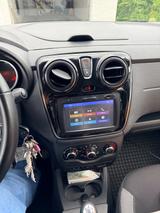 Dacia Lodgy 1.6 SCe 100 Stepway 7 Sitzer - blaue Dacia Lodgy