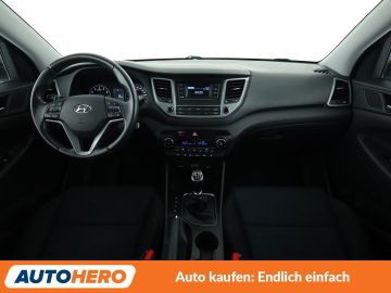 Hyundai TUCSON - 12