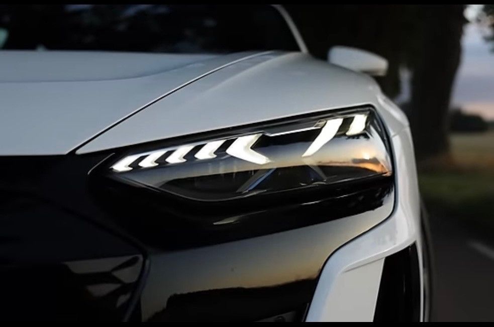Audi E-tron GT quattro imagem 2