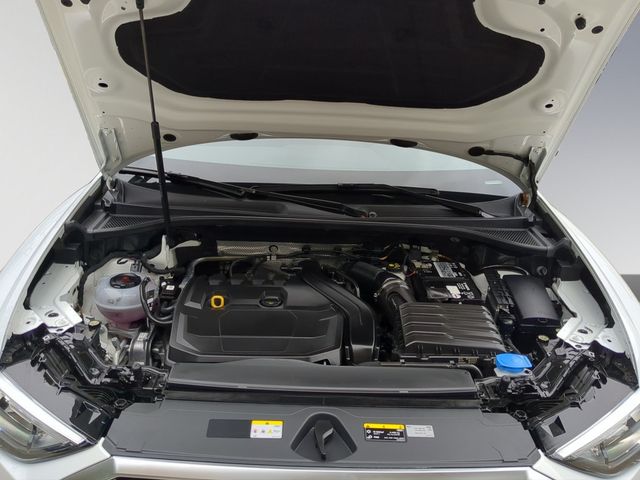 Q3 35 1.5 TFSI advanced S-tronic ACC STANDHZ LED