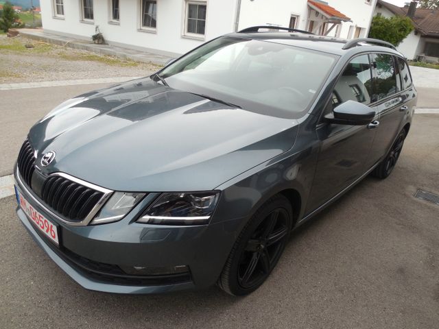 Skoda Octavia 2.0 TDI  Combi DSG ALU 18" LED  NAVI