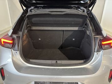 Fotografie 11 des Opel Corsa 1.2 Direct Injection Turbo GS