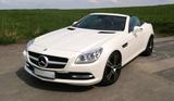 Mercedes-Benz SLK 350-Pano-MagigSkyControl-Airscarf-18"-Comman - Mercedes-Benz Cabrio aus dem Jahr 2012