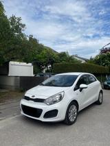 Kia Rio (UB3) 1.4 CVVT - Kia Rio UB
