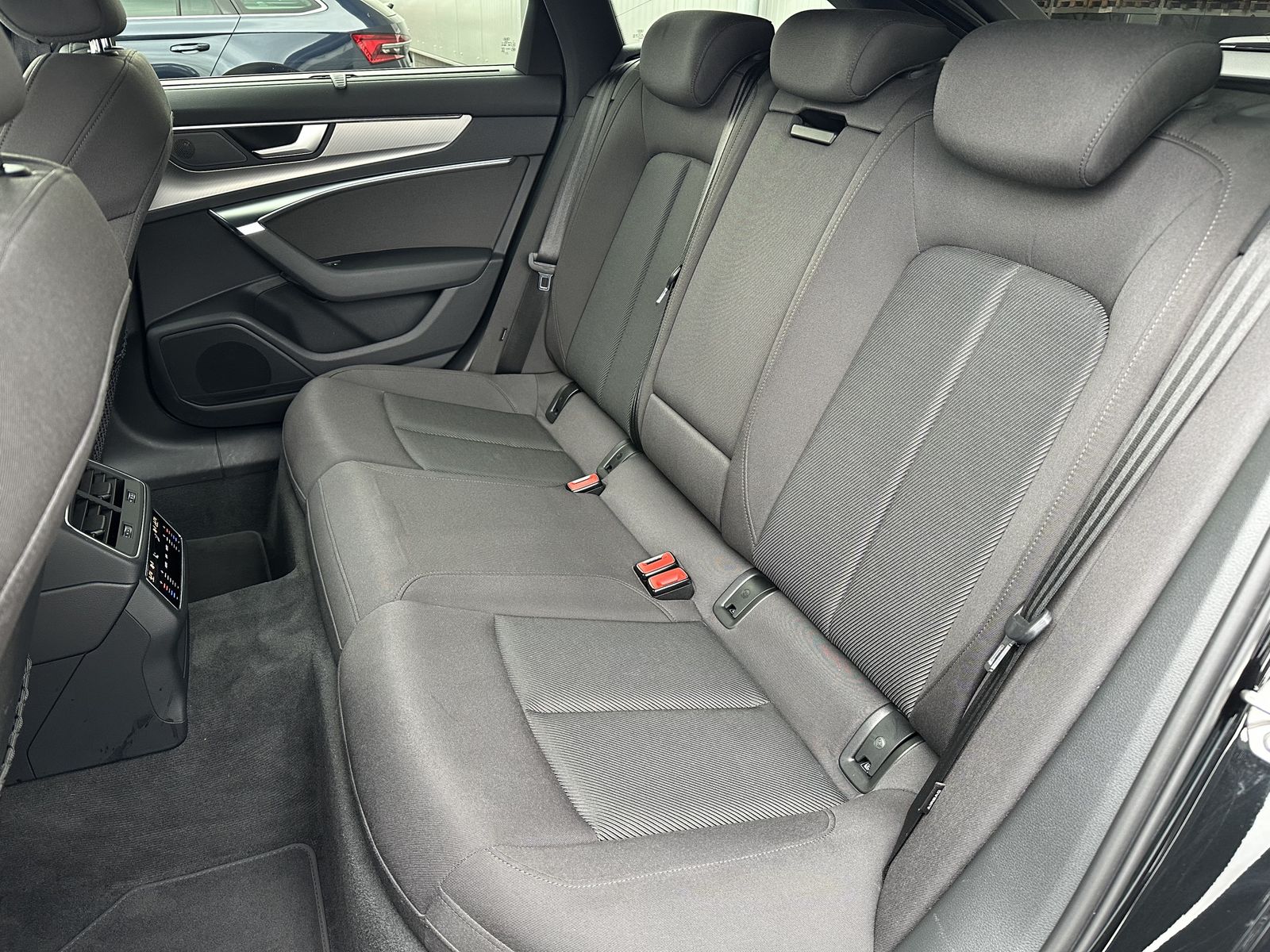 Fahrzeugabbildung Audi A6 Avant 40 TDI Qu Sport NAV+LED+KAM+VCOCKPIT+PP