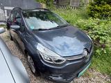 Renault Clio IV Expression*TÜV NEU*1 HAND*KLIMA*TOP* - Renault Clio Gebrauchtwagen in Oberhausen