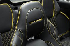 ASTON MARTIN Vanquish S Volante*Carbon*Full-Service*B&O