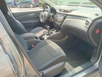 Nissan Qashqai - 10