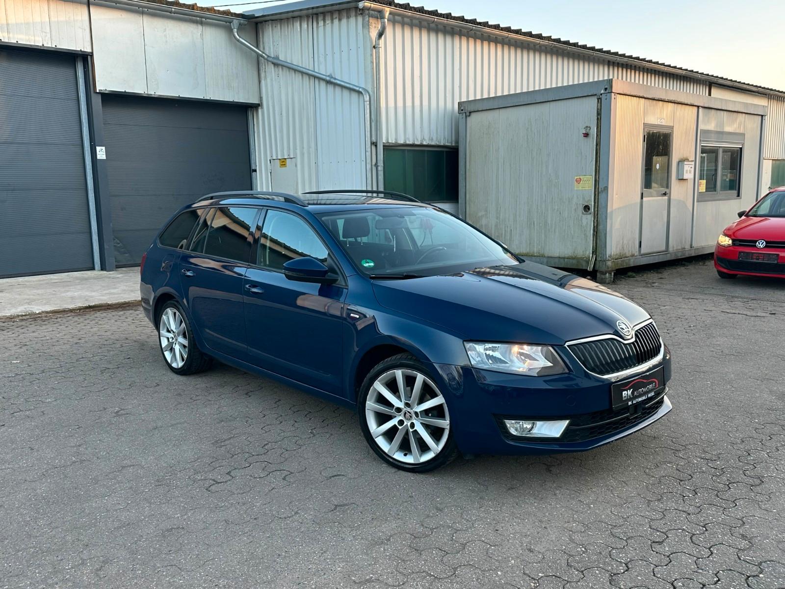 Skoda Octavia Combi Joy DSG NAVI