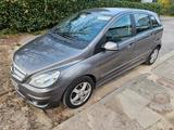 Mercedes-Benz MERCEDES BENZ B200 Benziner 77.777 KM AUG ... - Mercedes-Benz B 200 in Bielefeld