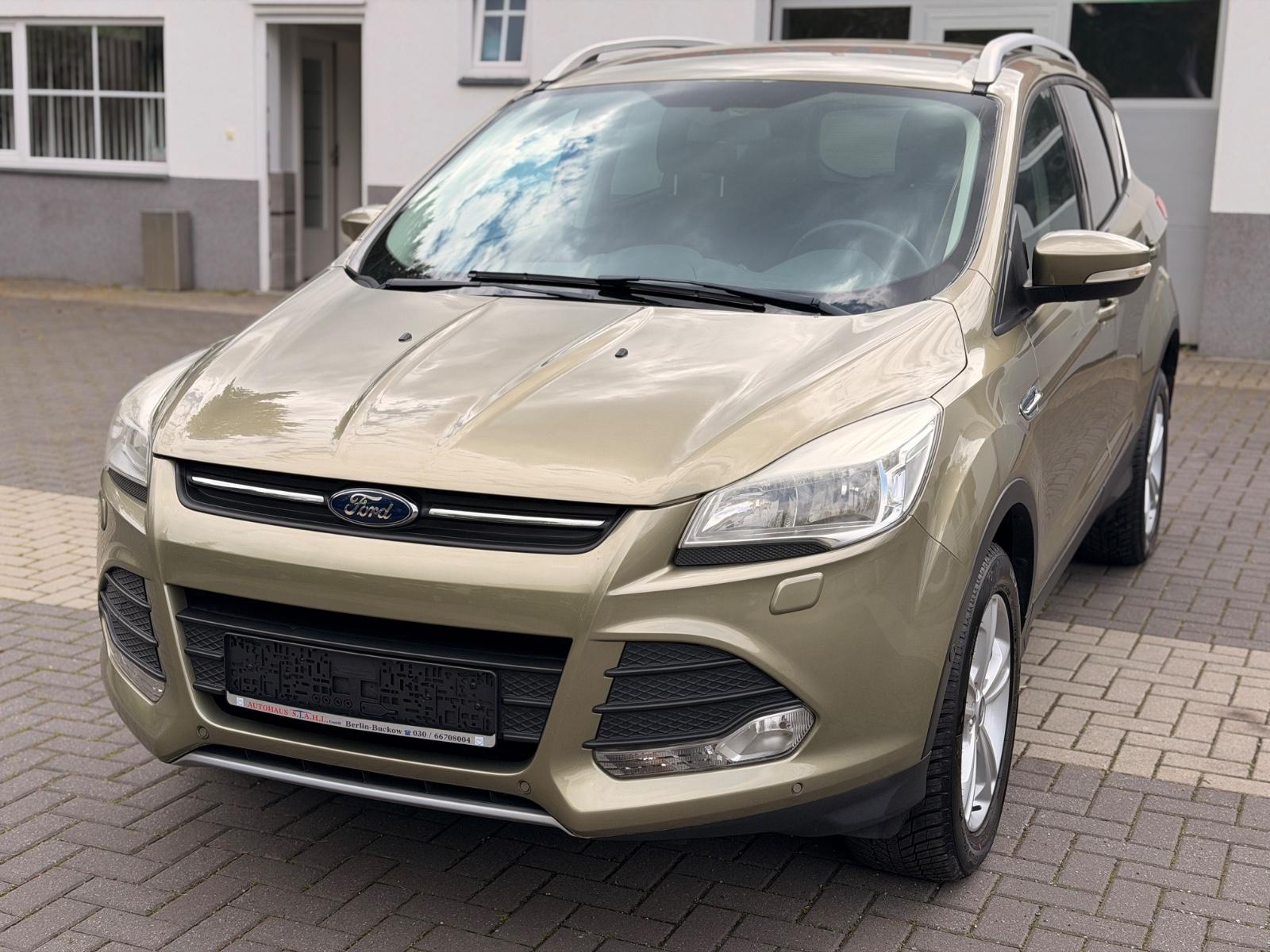 Ford Kuga Trend Vollscheckheft ,1 Hand,Zahnriemenneu