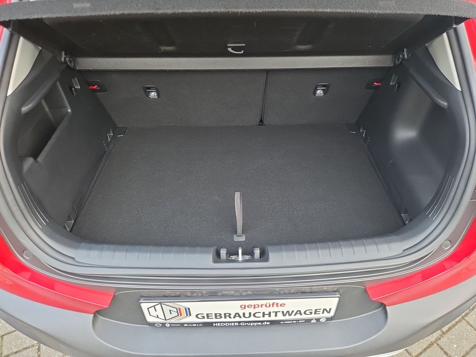 Fahrzeugabbildung Kia Stonic 1.0 T-GDI Platinum Edition 120 PS Autom *