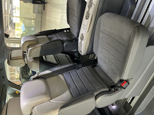 T7 Multivan Life "Edition" Motor: 2,0 l TDI SCR 