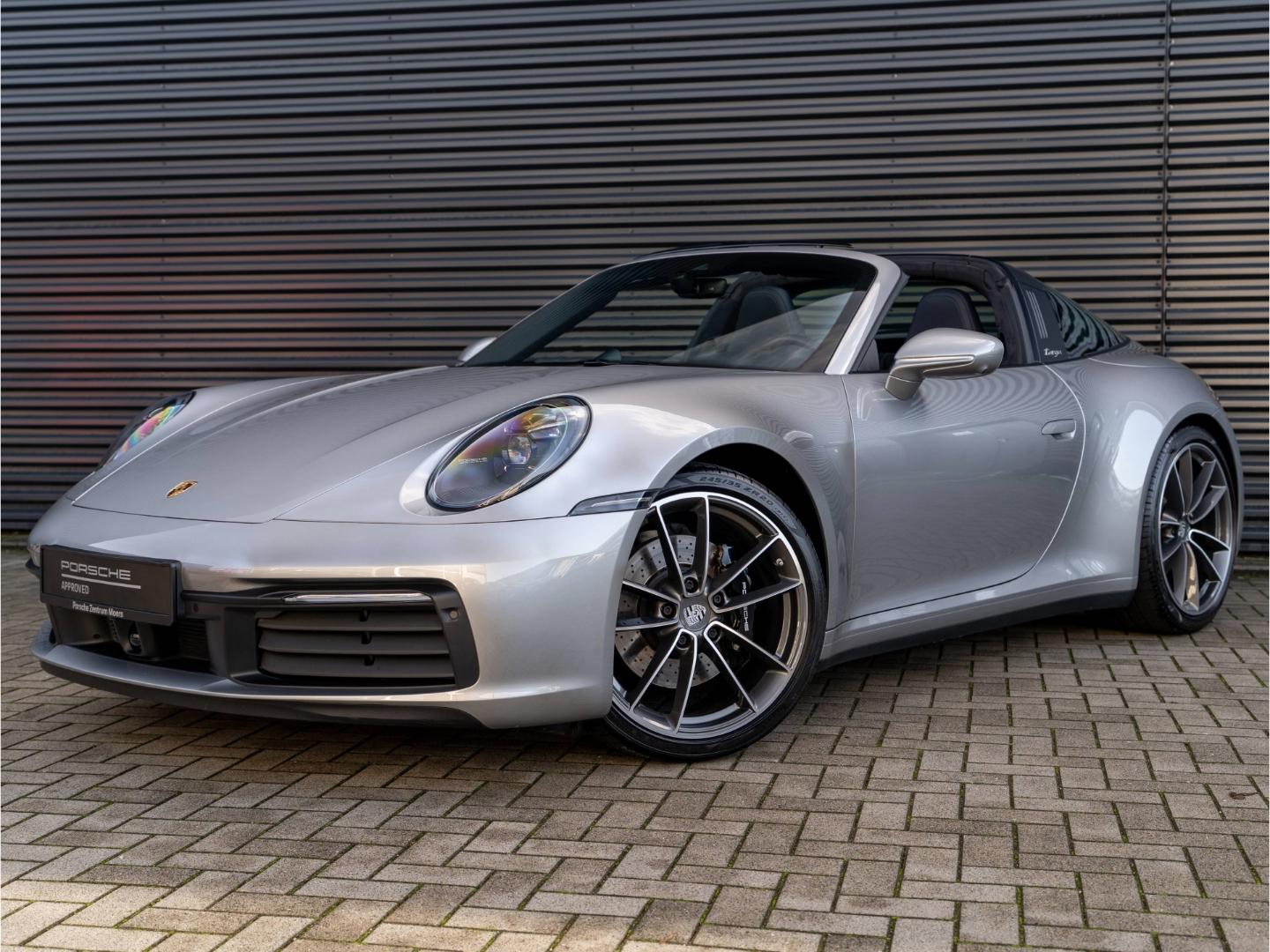 Porsche 992 Targa 4S Sportabgasanlage BOSE SurroundView