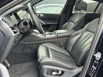 BMW X6 M50 - 9