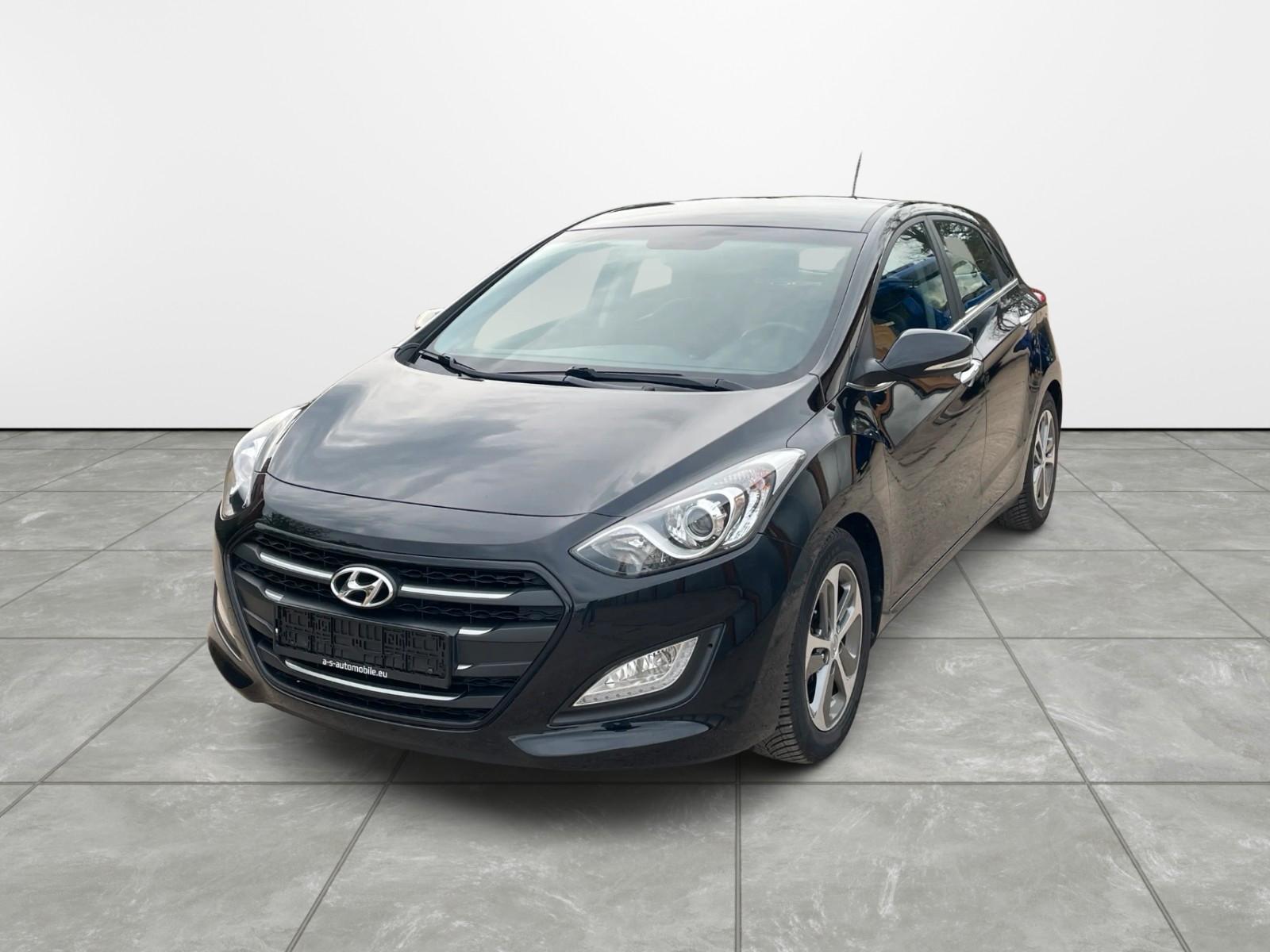 Hyundai 1.4 blue YES! Gold Navi Kamera SHZ LHZ ALU