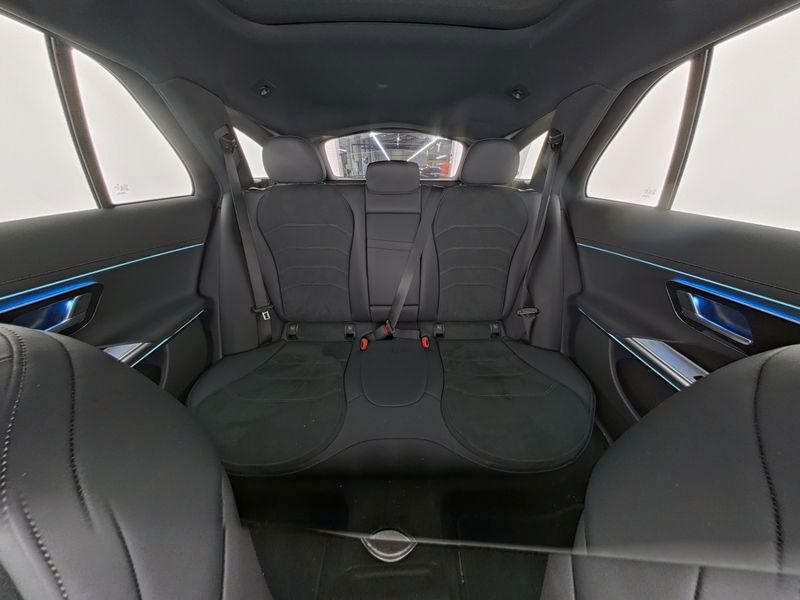 MERCEDES-BENZ E-Class 2026