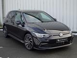 Volkswagen Golf VIII Lim. 1.5 TSI R-Line (150 PS) LED NAVI - Volkswagen Golf: 150 Ps