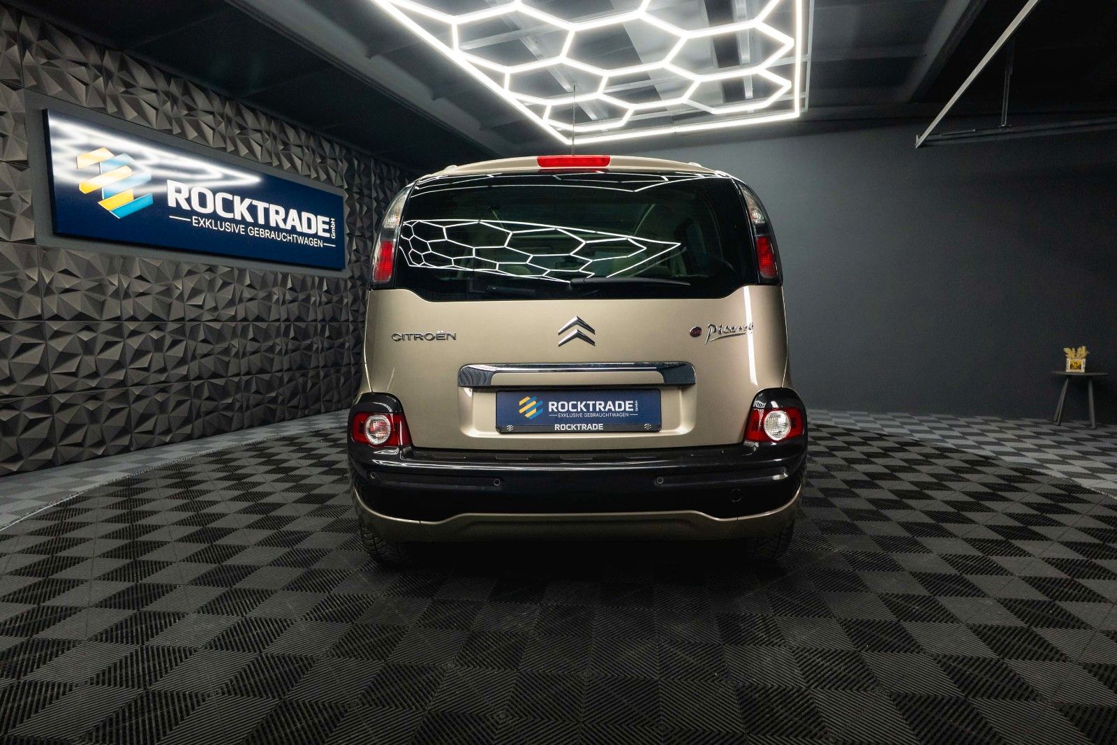 Fahrzeugabbildung Citroën C3 Picasso Exclusive Black Paket *1.Hand*Pano*