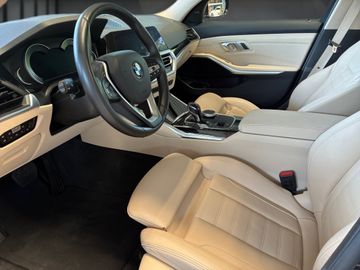 BMW 330 - 6