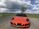 Porsche 991 Targa 4 GTS PDK - Porsche mit Benzin-Antrieb: Orange, Cabrio