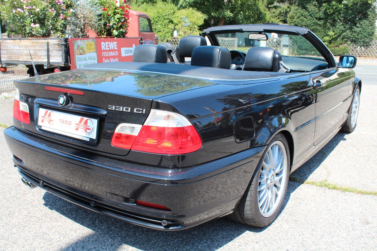 330Ci CABRIO 1. Hand Scheckheft!!