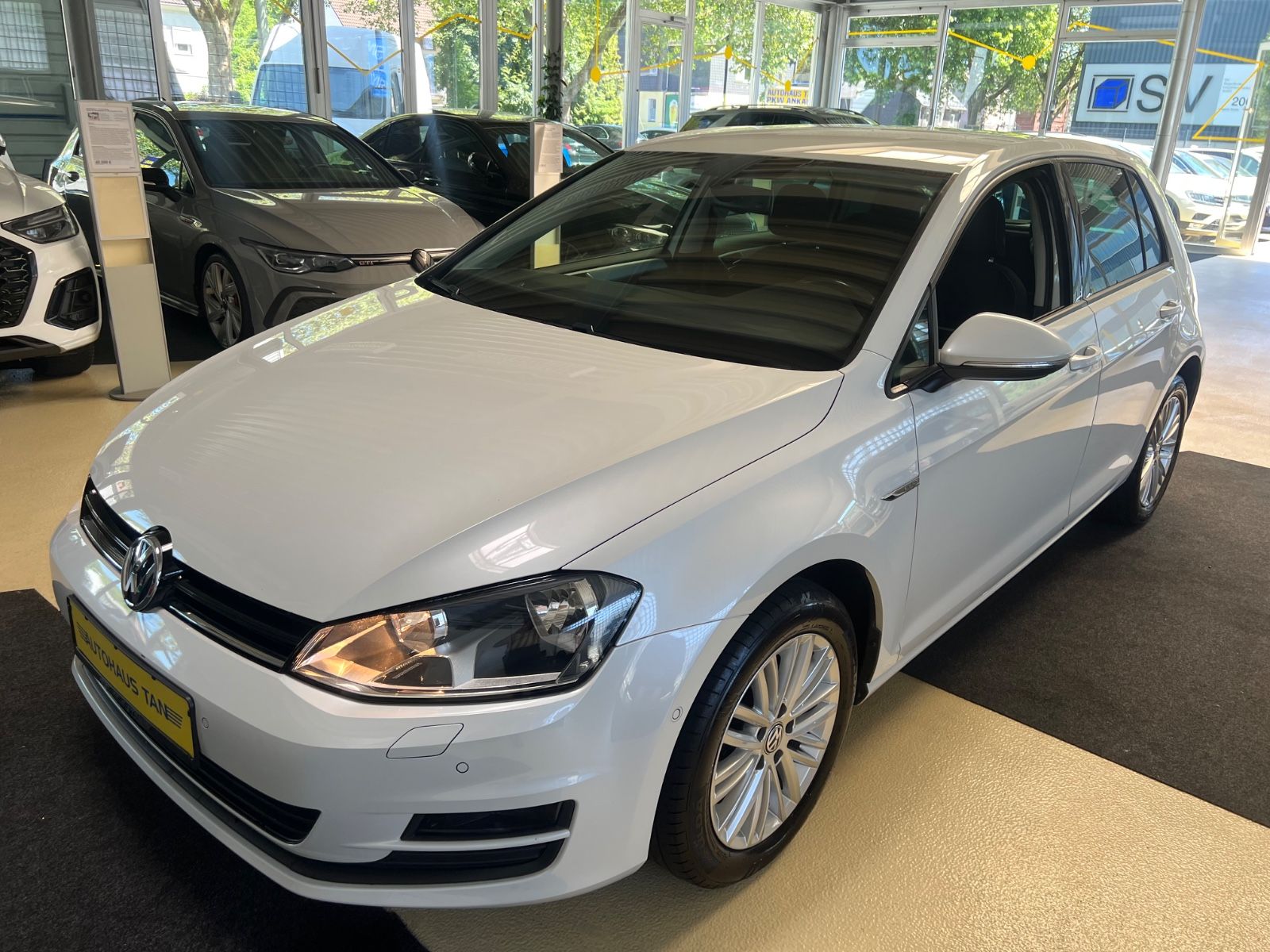 Fahrzeugabbildung Volkswagen Golf VII Lim. Comfortline