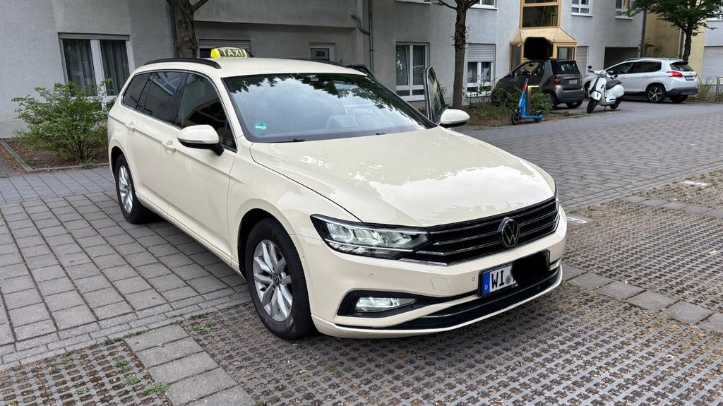 Image of Volkswagen Passat Variant