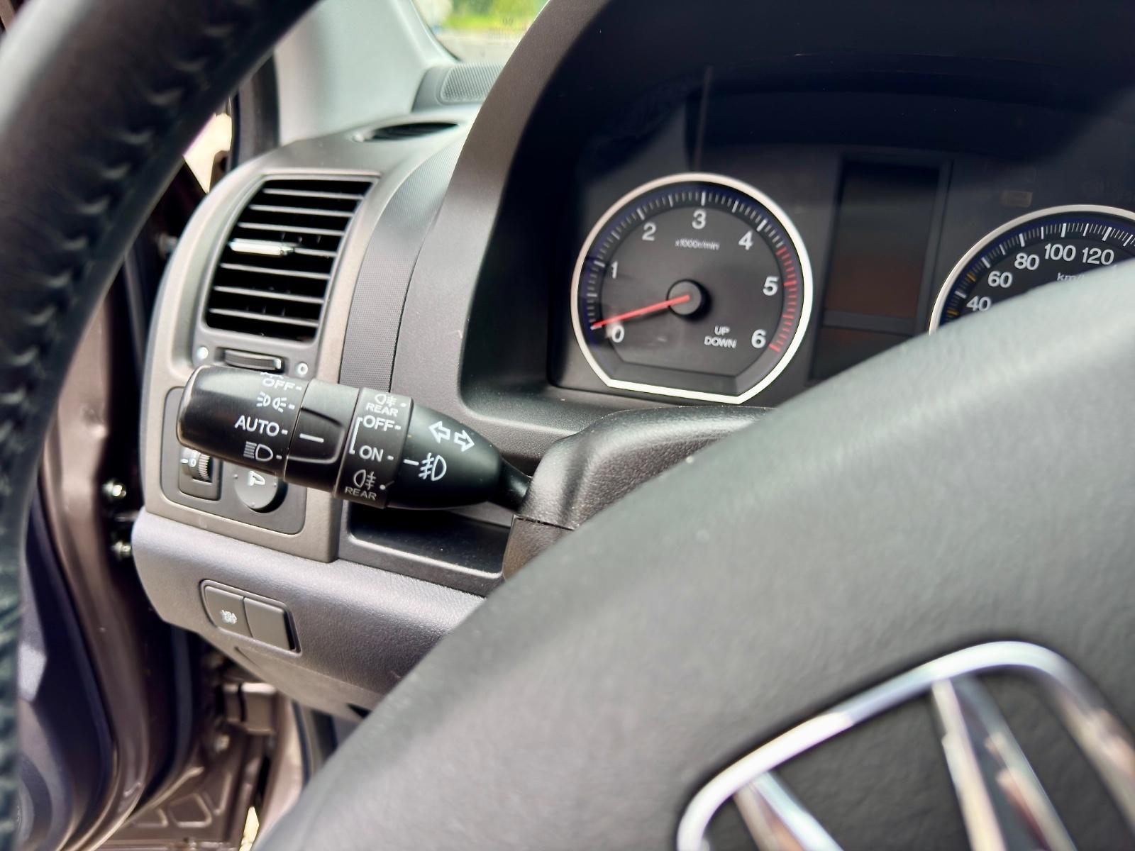 HONDA CR-V 2.2 i-DTEC 150ch 4X4 - CUIR - CHAUFFAGE AUXILIAIRE - SIÈGES CHAUFFANTS - ATTELAGE - CLIM BIZONE