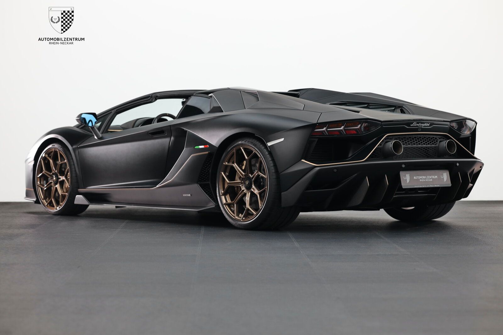Lamborghini Aventador - Bild 9