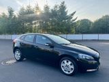 Volvo V40 Kinetic*AUTOMATIK*GARANTIE*VOLL*TOP ZUSTAND* - Volvo V40: Automat
