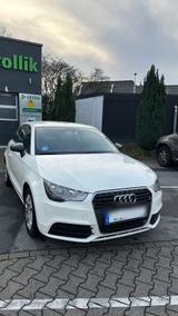 Audi A1 Attraction 1.2 TSFI 3-Türer - Audi A1: Türer