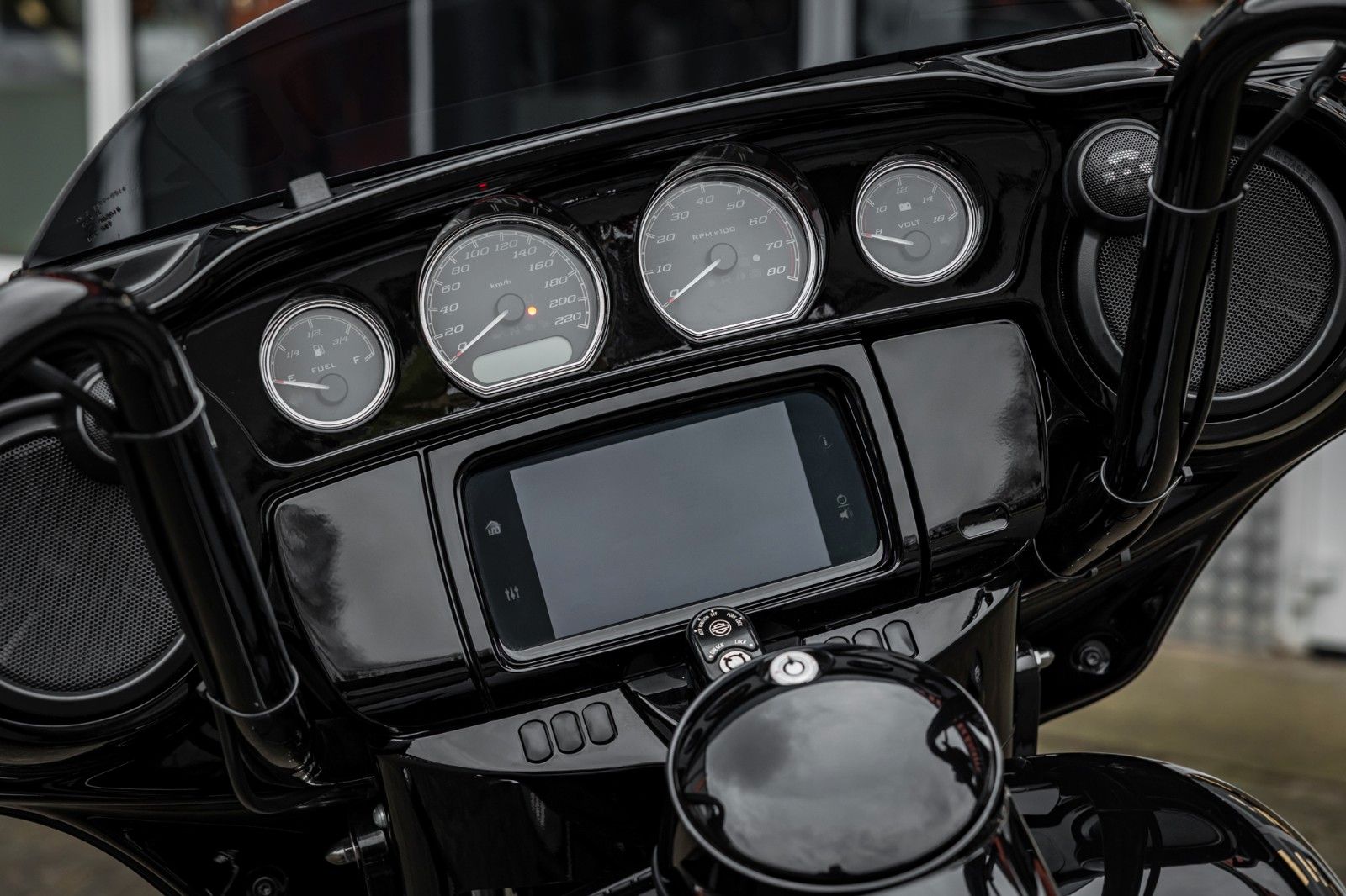 Fahrzeugabbildung Harley-Davidson FLHXS Street Glide 114 cui - Jekill & Hyde -