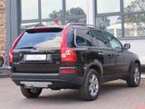 Volvo XC90 T6 Autom. Leder Sitzheizung Navi 7-Sitzer - Volvo XC90 aus 2005: Geländewagen