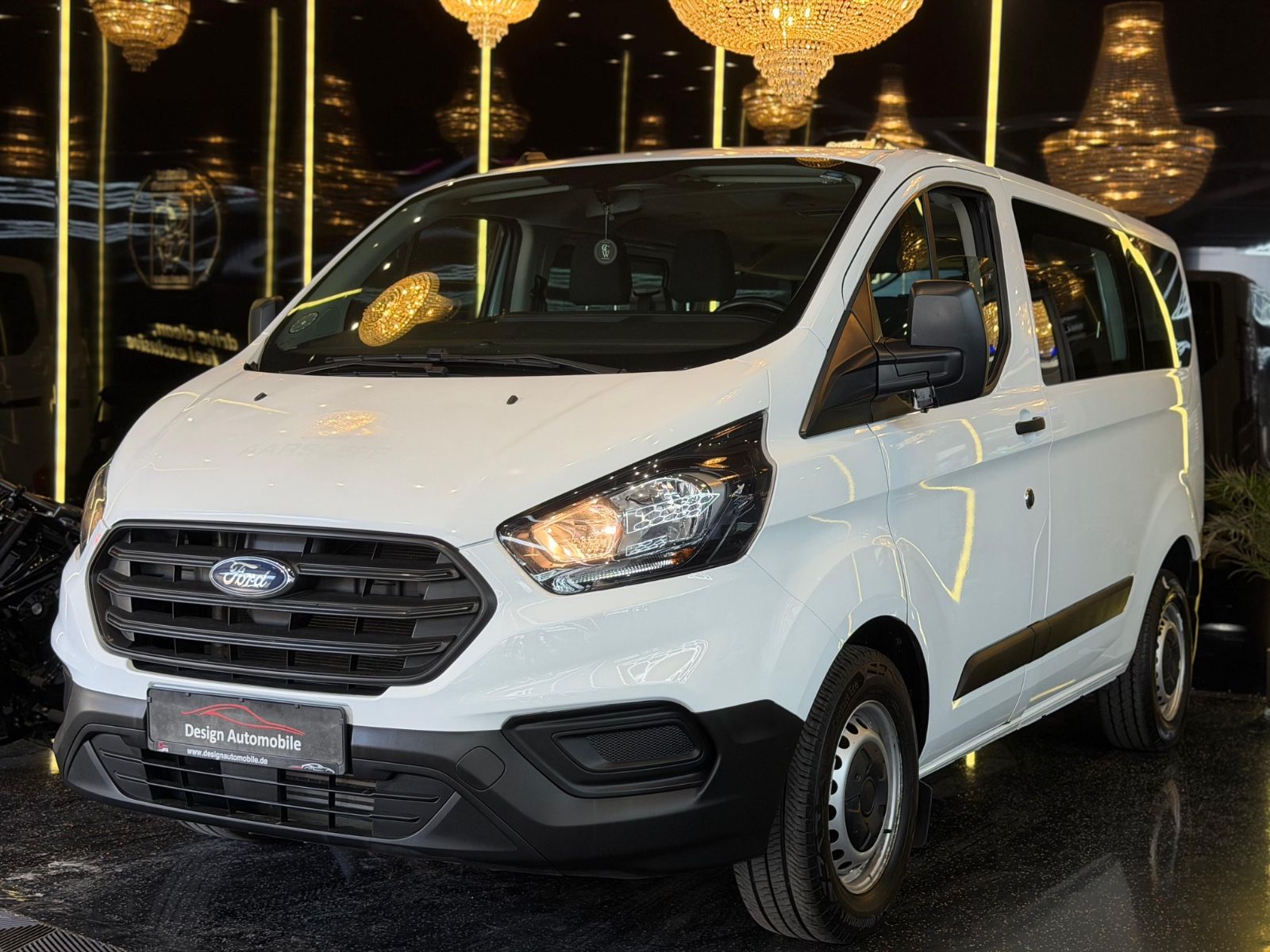 Ford Transit - 1