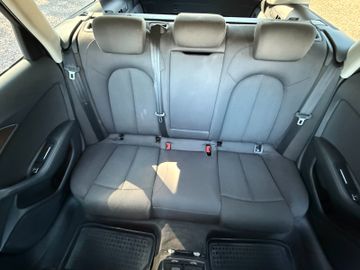 Audi A6 - 12