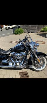 Harley-Davidson Road King FLHRC FL2 - KICKSTARTER