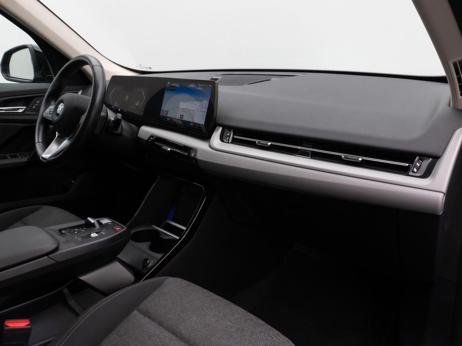 Fahrzeugabbildung BMW X1 sD18i Kamera DAB Fernlichtassist Komfort AHK