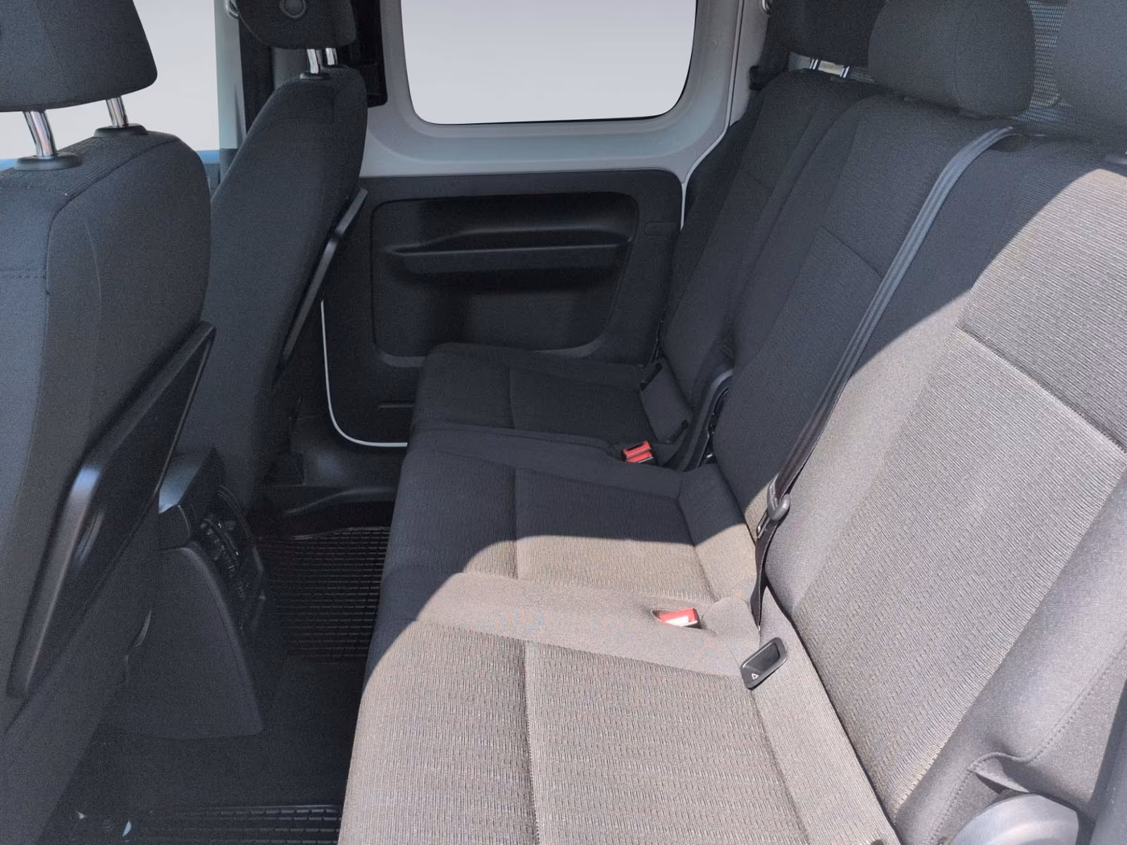 Volkswagen Caddy 1.4 TSI XENON+AHK+PARK-ASSIST+SHZ, миниатюра 12