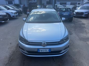 Volkswagen Polo - 2