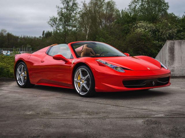 Ferrari 458 Spider / Rosso Corsa / Cuoio / 13.630 KM 